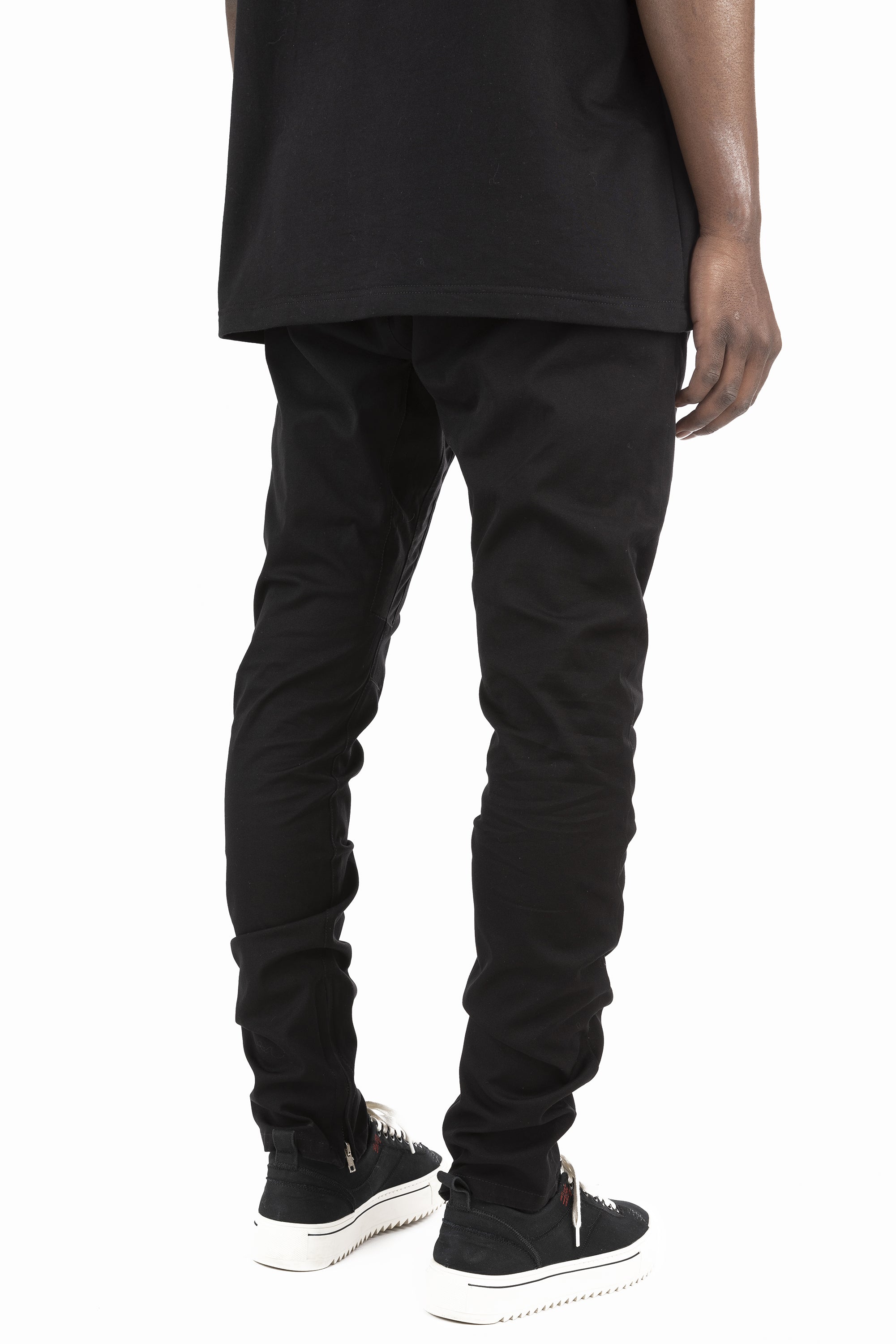 SLIM FIT COTTON PANTS - BLACK