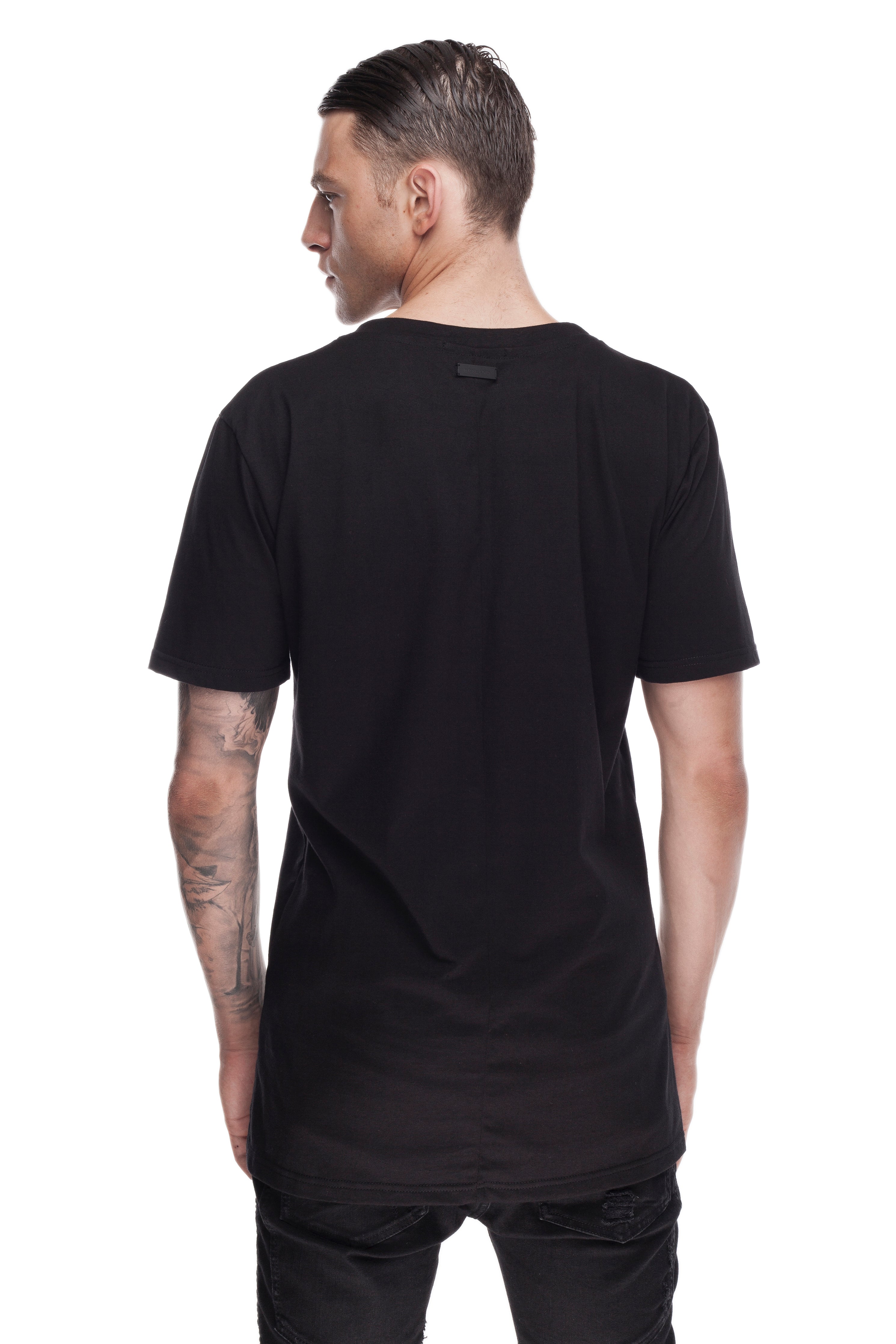 SUTURE T-SHIRT BLACK